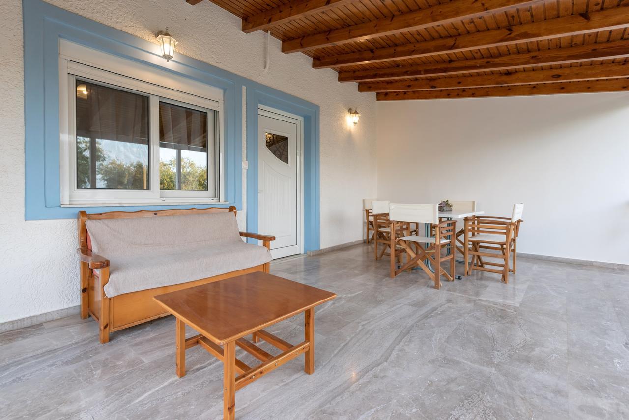Villa Tasos Koutsoubos Корони Экстерьер фото
