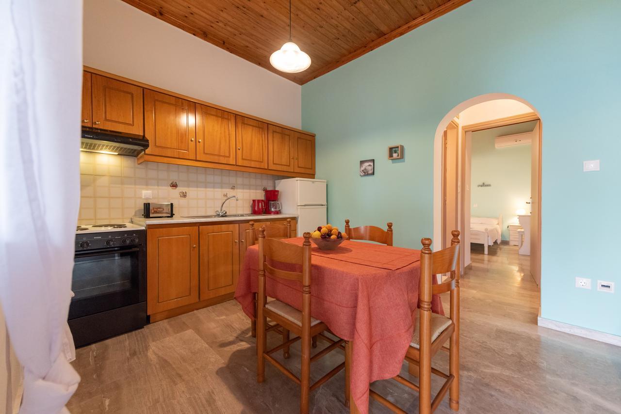 Villa Tasos Koutsoubos Корони Экстерьер фото